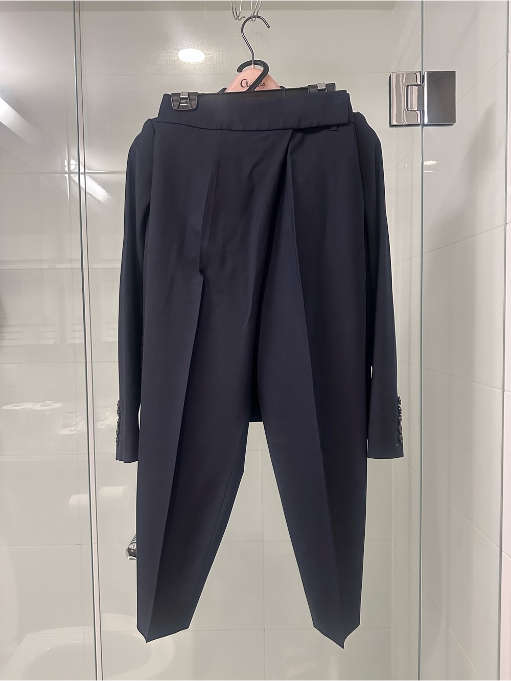Aritzia Babaton Deep Navy Tailored Suit Jacket & Pants set size 0/00 - Picture 10 of 11